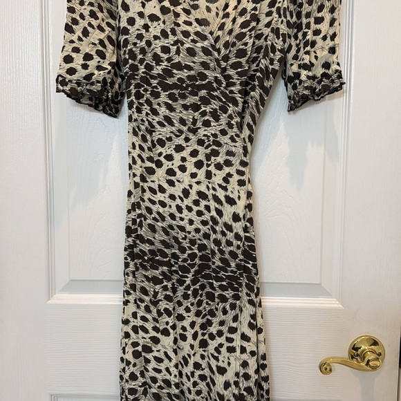 Sea New York Leo Animal Print Wrap Midi Dress Size 0 - Picture 5 of 11
